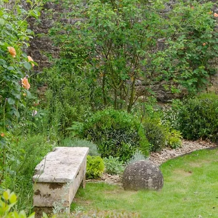 House And Beautiful Garden - Bastide Perigord 別荘 *