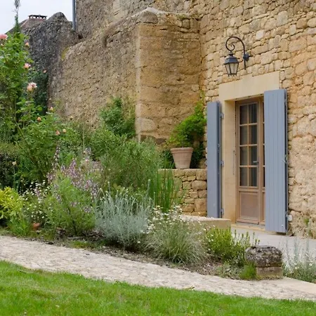 House And Beautiful Garden - Bastide Perigord *