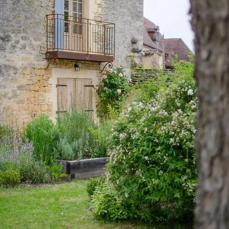 House And Beautiful Garden - Bastide Perigord 別荘